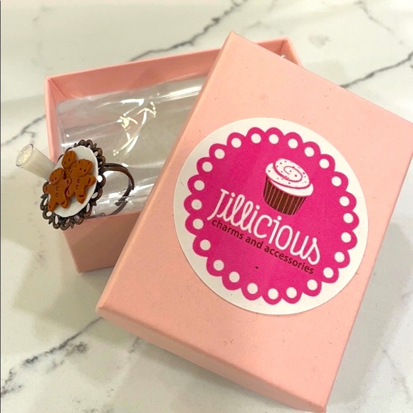 NWT Etsy Gingerbread Cookies and Milk Ring - Picture 3 of 8